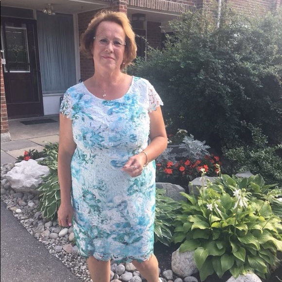 Meet your Posher, Natalia - Picture 1 of 1